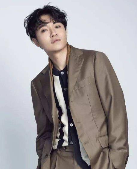 [一床情书]都是励志少年！吴青峰给爱豆莫文蔚写歌，魏大勋为偶像杨幂考中戏