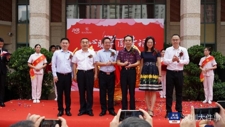 广州借卵自怀（深圳这家医院推出100个免费试管婴儿名额，符合条件的快报名）