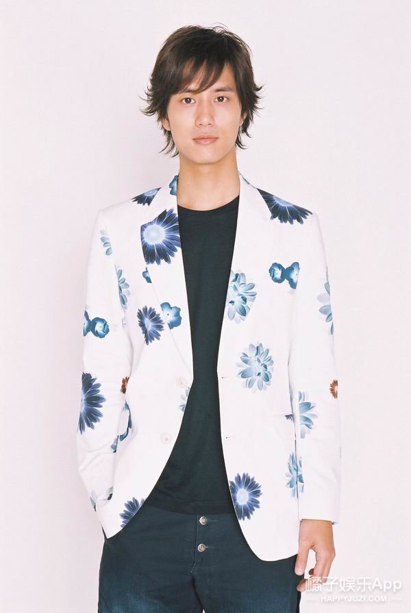 【橘子娱乐】还记得《转角遇到爱》的尹尚东吗？他退出娱乐圈了