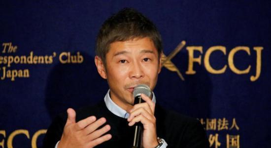 预奔月的日本富翁 将公司卖给雅虎 将卸任CEO