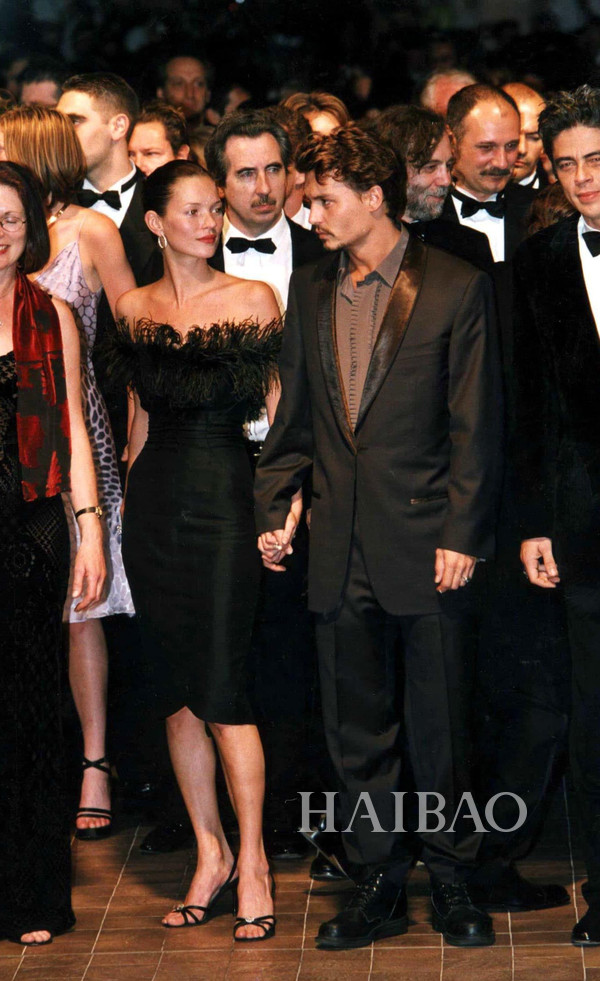 凯特·莫斯 (kate moss) 与约翰尼·德普 (johnny depp)