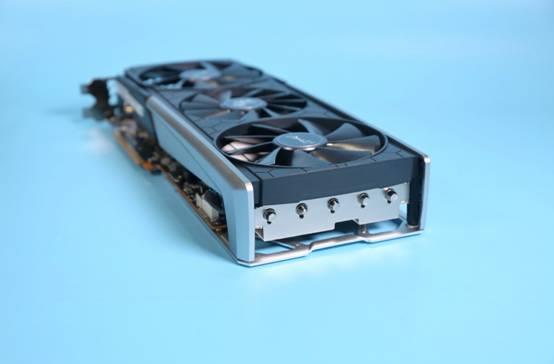 地表最高GPU频率！蓝宝石RX 5700XT超白金评测：战平RTX 2070 Super