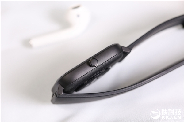 1.65英寸方屏 华米Amazfit GTS智能手表图赏