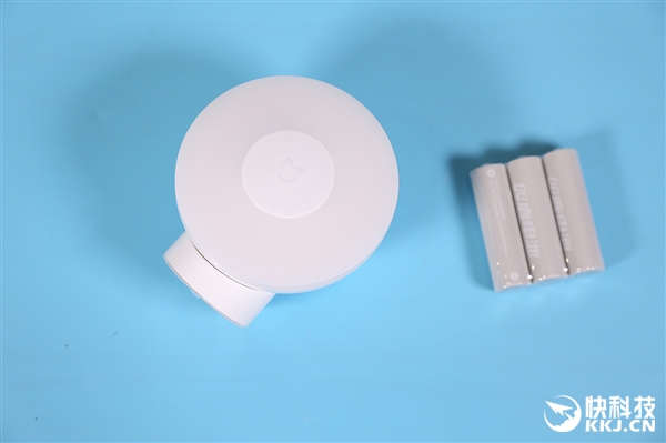 [驱动之家]众筹大卖30万个！米家夜灯2图赏：360°自由旋转