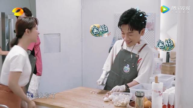 「肥罗大电影」苏有朋回应杨紫落选《左耳》，他还不算《中餐厅》的情商王者？