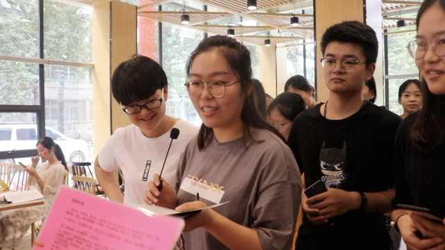 凭实力吃饭！食堂福利背古诗得餐券