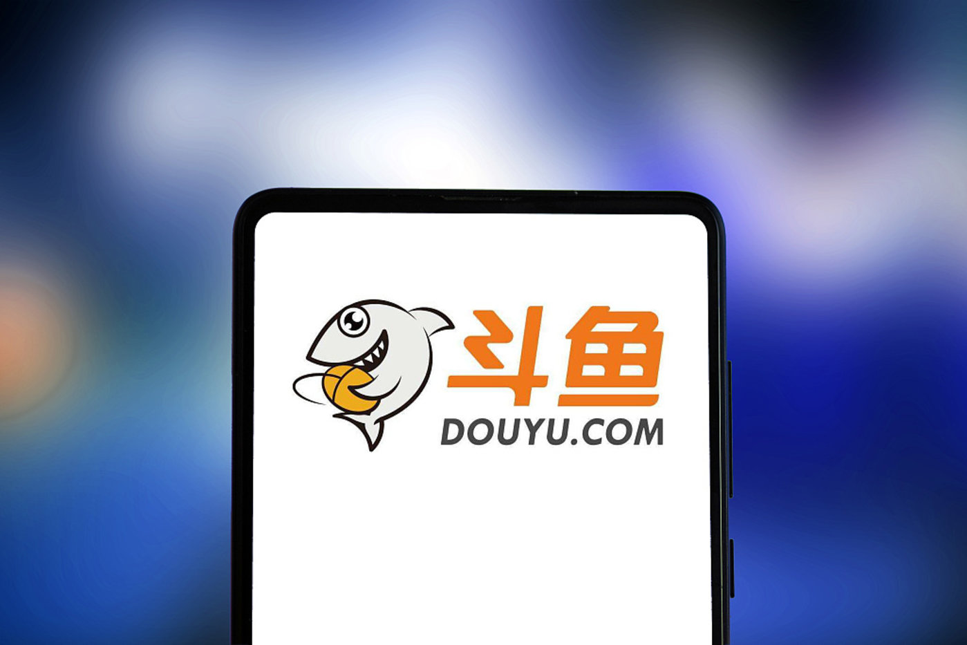斗鱼IPO后首份财报：直播推动下，二季度总营收同比增长133.2% | 看财报