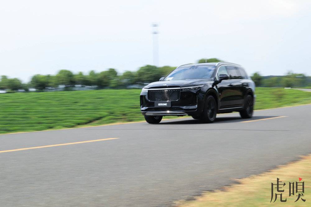 [虎嗅APP]电动理想，烧油有理