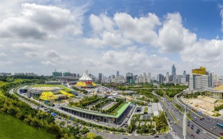 北海境内最让年轻人"向往"的城市,不是桂林,也不是广西,柳州华侨城东部别墅周围群的图片