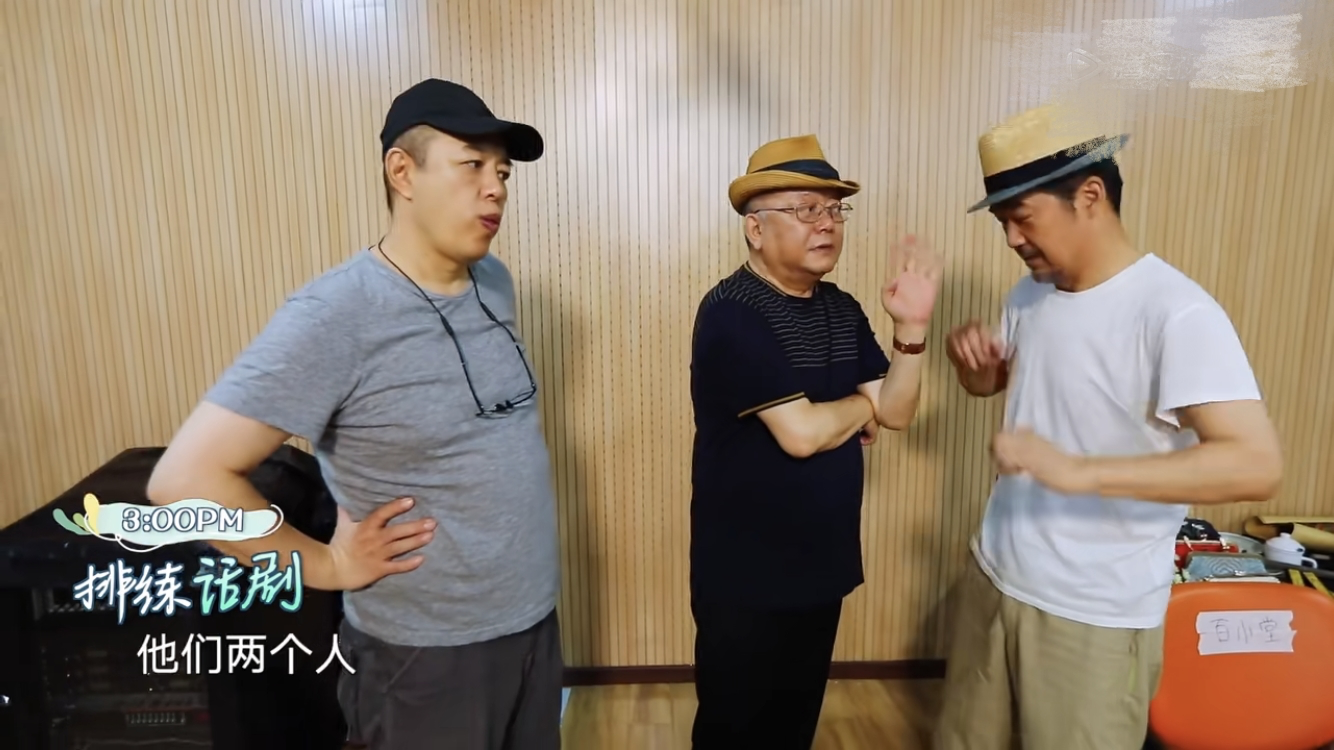 「会火」64岁张国立每天工作18个小时，是热爱工作，还是被协议拖累