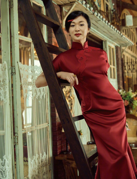 金星大儿子罕见公开近况，晒妈妈美照为其庆生