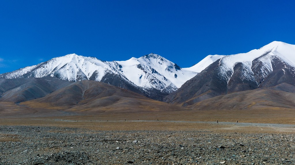 玉珠峰(青海)——昆仑山矿泉水水源地