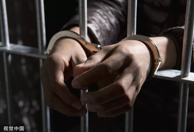 高三学生自学计算机盗取个人信息上亿条，在境内外网络售卖