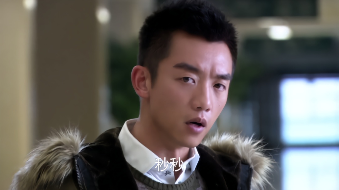 美女声音像极了去世的前女友,帅哥故意喊了一