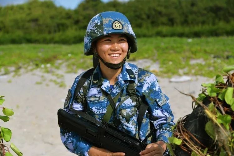 北大女兵宋玺:新时代青年的风采