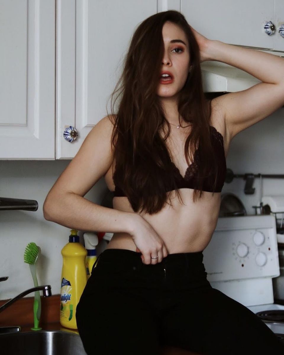 美女特辑:猛龙拉拉队员——环境科学学生alexandra