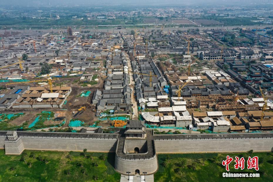 航拍在建太原古县城 古城风貌初具规模