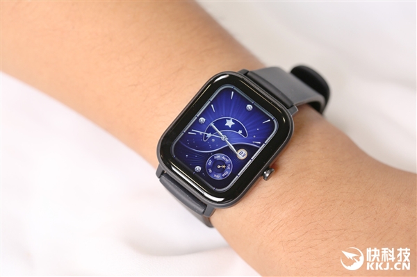 1.65英寸方屏 华米Amazfit GTS智能手表图赏