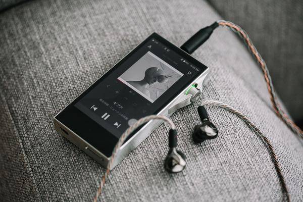 astell&kern 的 7 周年献礼,sa700 首发开箱上手