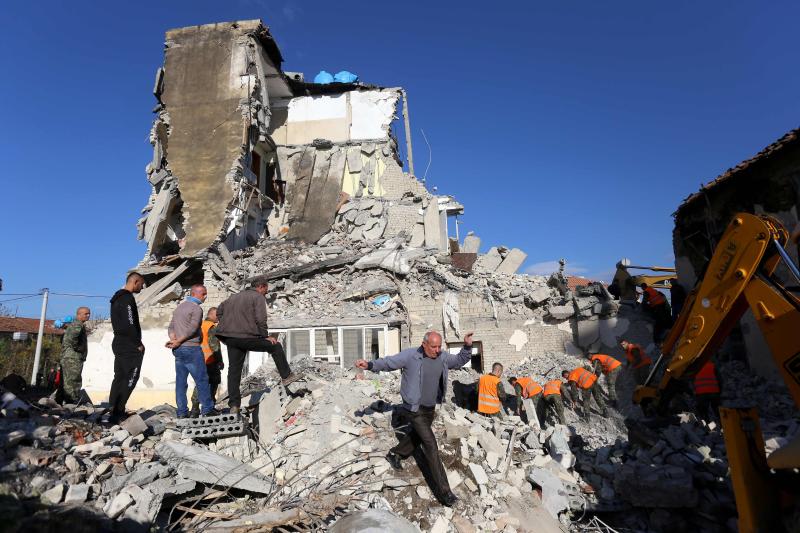海地地震遇难中国维和警察_阿富汗地震千人遇难_意大利地震遇难人数升至291人