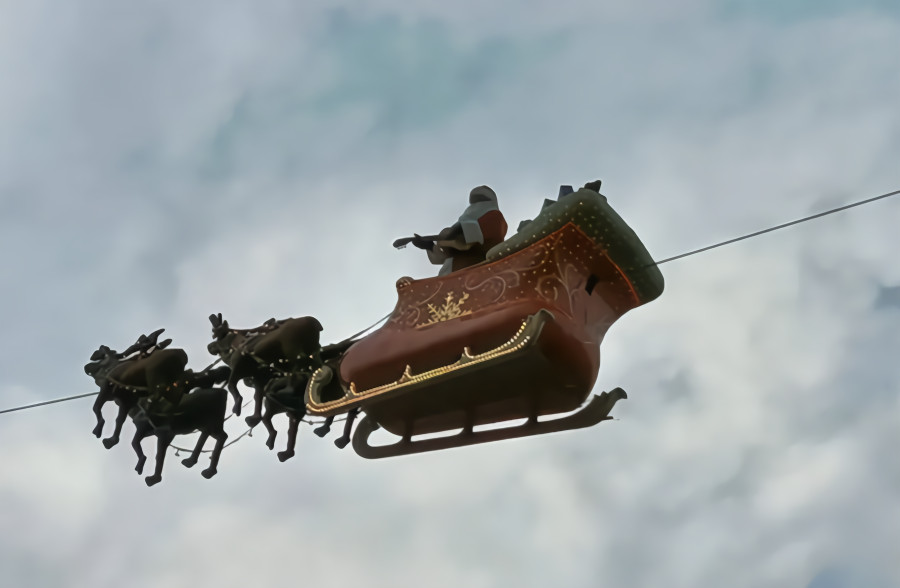 “会飞”的圣诞老人又到瑞士了