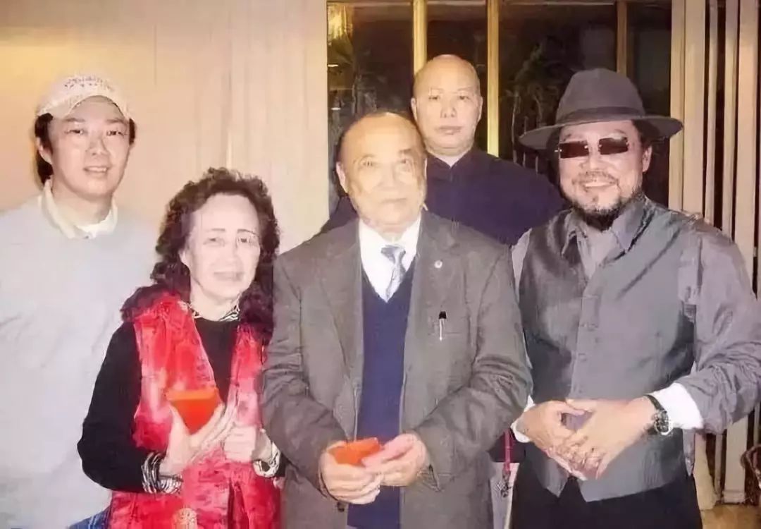 费玉清 歌坛 千里之外 一剪梅 夏洛特烦恼 可凡倾听 日子 往事只能回味 难忘今宵 一帘幽梦 梦驼铃...