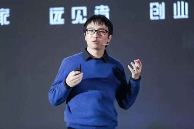 新时代年轻人!操控光子芯片的“魔术师”为中国芯而奋斗__凤凰网