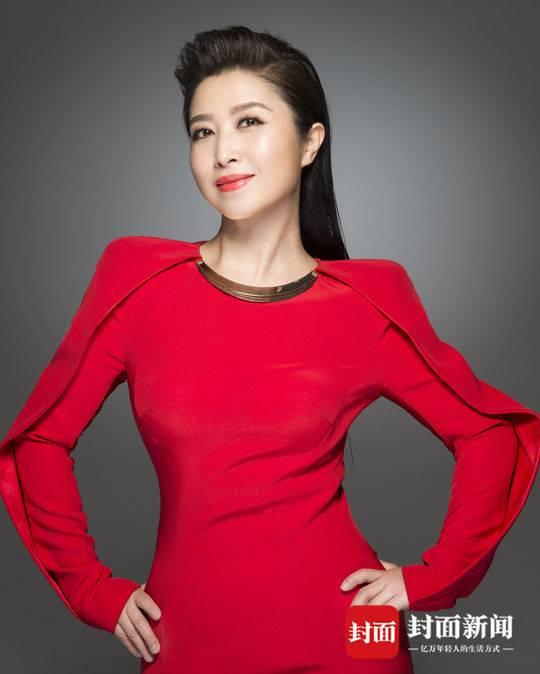 中国民族歌舞团女高音歌唱家,国家一级演员刘媛媛演唱的《红星照耀
