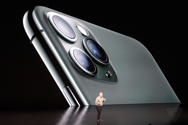 苹果公布iPhone 11系列国行售价！5499元起