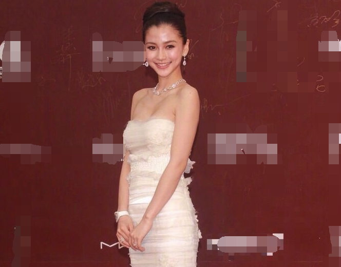 「伍脊六兽」巩俐气场强大，范冰冰百变十足，她想复刻前辈红毯造型吸人眼球？