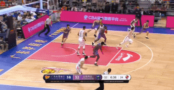 杜锋被驱逐出场山东男篮客场不敌广东遭遇两连败