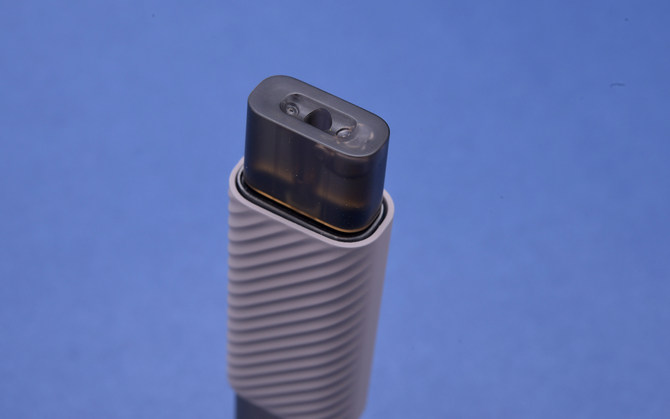 喜雾p1电子烟体验:实用的推拉隐藏烟嘴设计