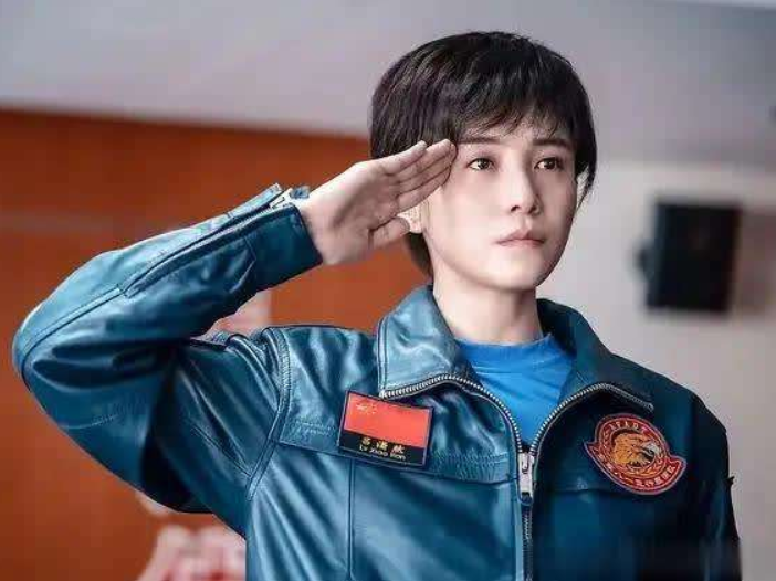 【一床情书】集结66位演员！明星那么多，为何他们能出演《我和我的祖国》