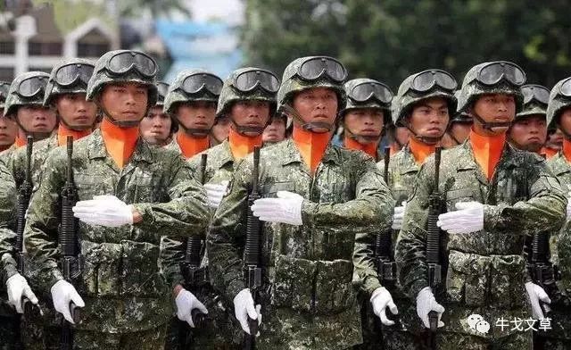 消失了的军礼——漫谈近代中国军队的扶枪礼