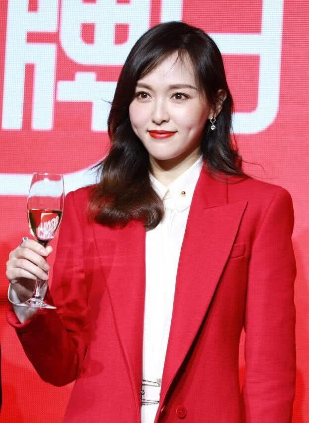 唐嫣孕肚太明显！古装扮相小腹凸出，身型如六月怀胎