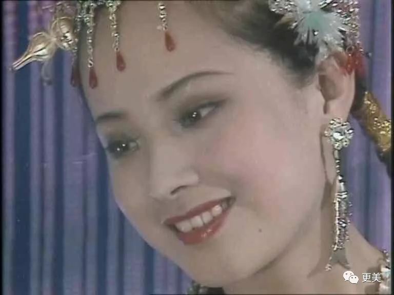 「更美扒扒扒」最美“花仙子”出镜10秒让人记33年，她是让唐僧唯一动情的女人
