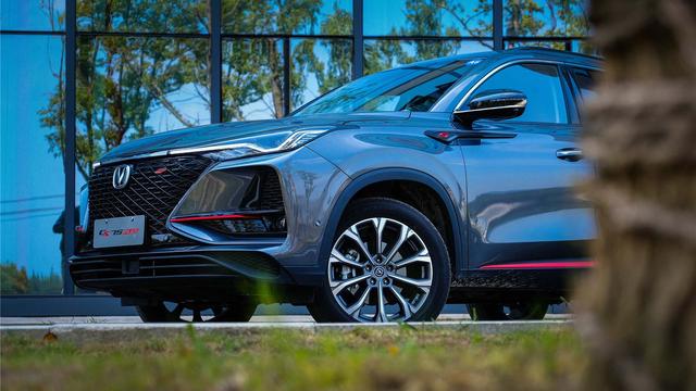 路咖与车：预售价比老款高3.2万 长安CS75 PLUS贵不贵？