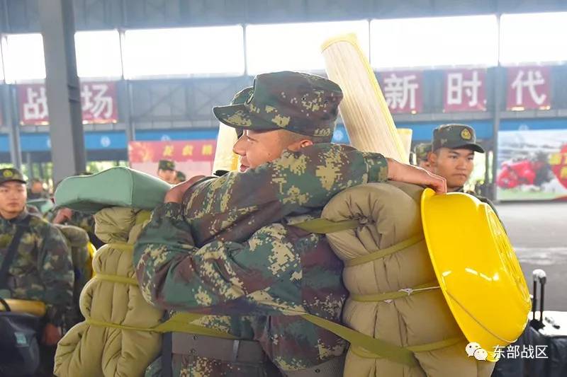 关注|火箭军新兵下连啦!