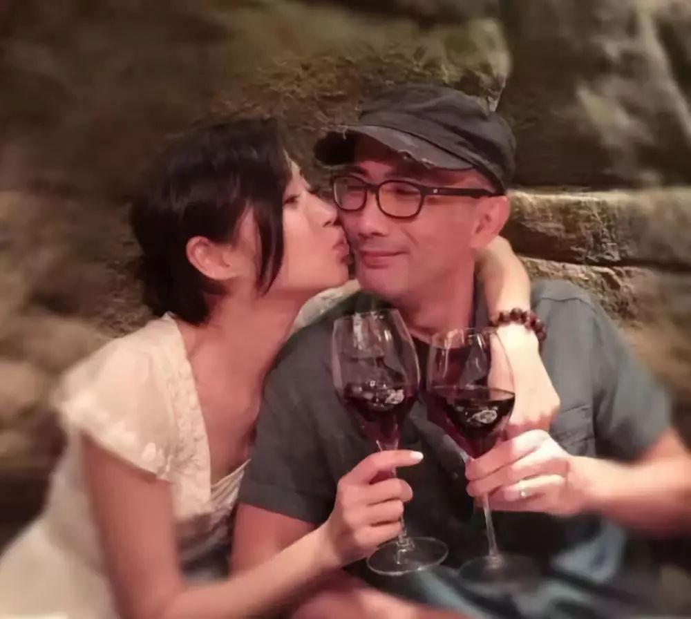 事业巅峰7天闪婚，“香港第一美腿”终于再度回归TVB编辑：奇趣网发布：2019-09-27 21:47:27