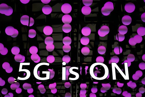 关于5G，美国科技巨头正争夺这一关键控制权