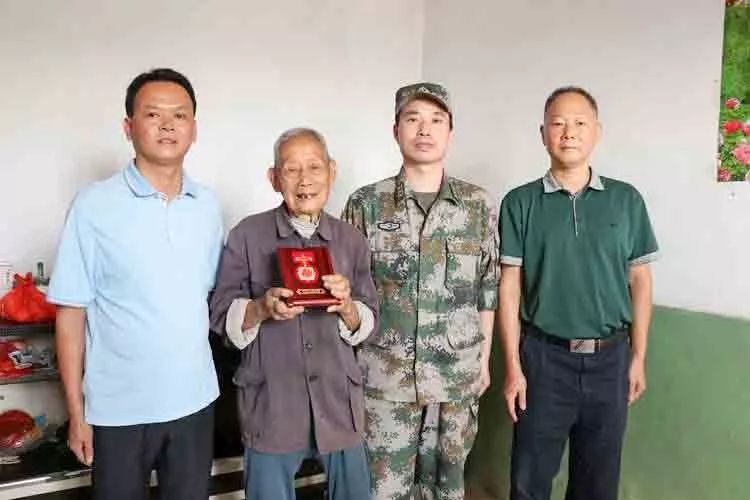 喜迎国庆,福建省军区各级这样祝福祖国