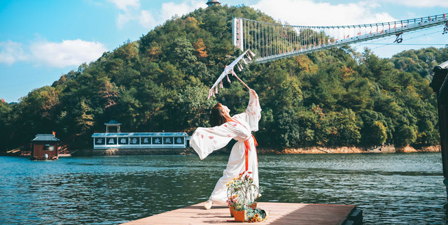 年假长沙周边游！家门口的风景胜地，媲美四川九寨和安徽宏村