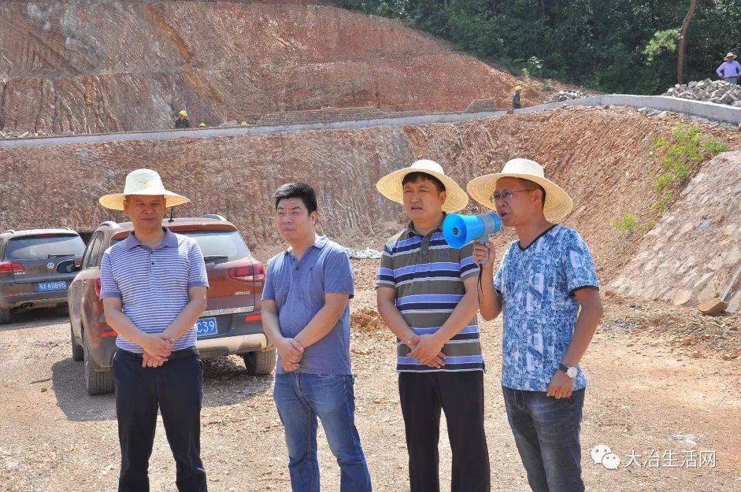 还地桥镇这是要飞的节奏一天拉练16个重点项目