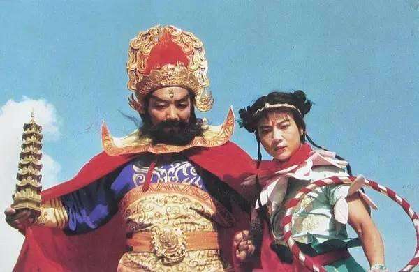1986版《西游记》，王玉立饰演李靖和杨斌饰演哪吒