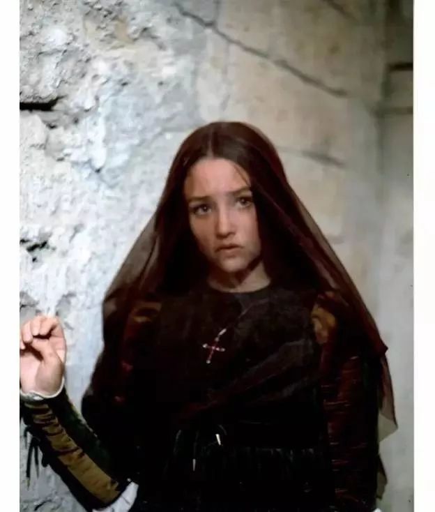 【新氧App】李沁的田小娥不如张雨琦艳丽却更讨喜，有种美叫满脸颤抖的灵魂！