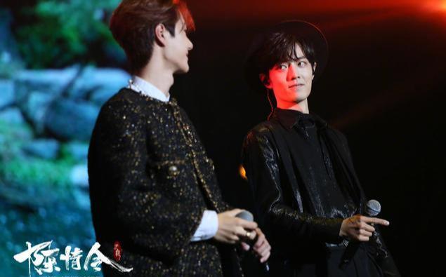 「传媒一班」肖战到底是不是“顶流”，一个生日见分晓？