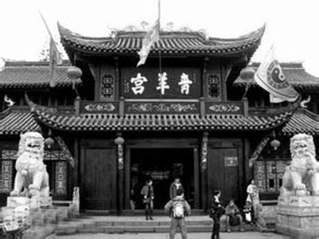此人生前被称为“神医”,死后更将其奉为“医神”,至今香火不断