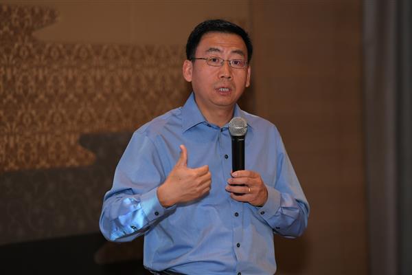 「驱动之家」Intel雅典娜计划笔记本详细解读：多年追求 完美愿景