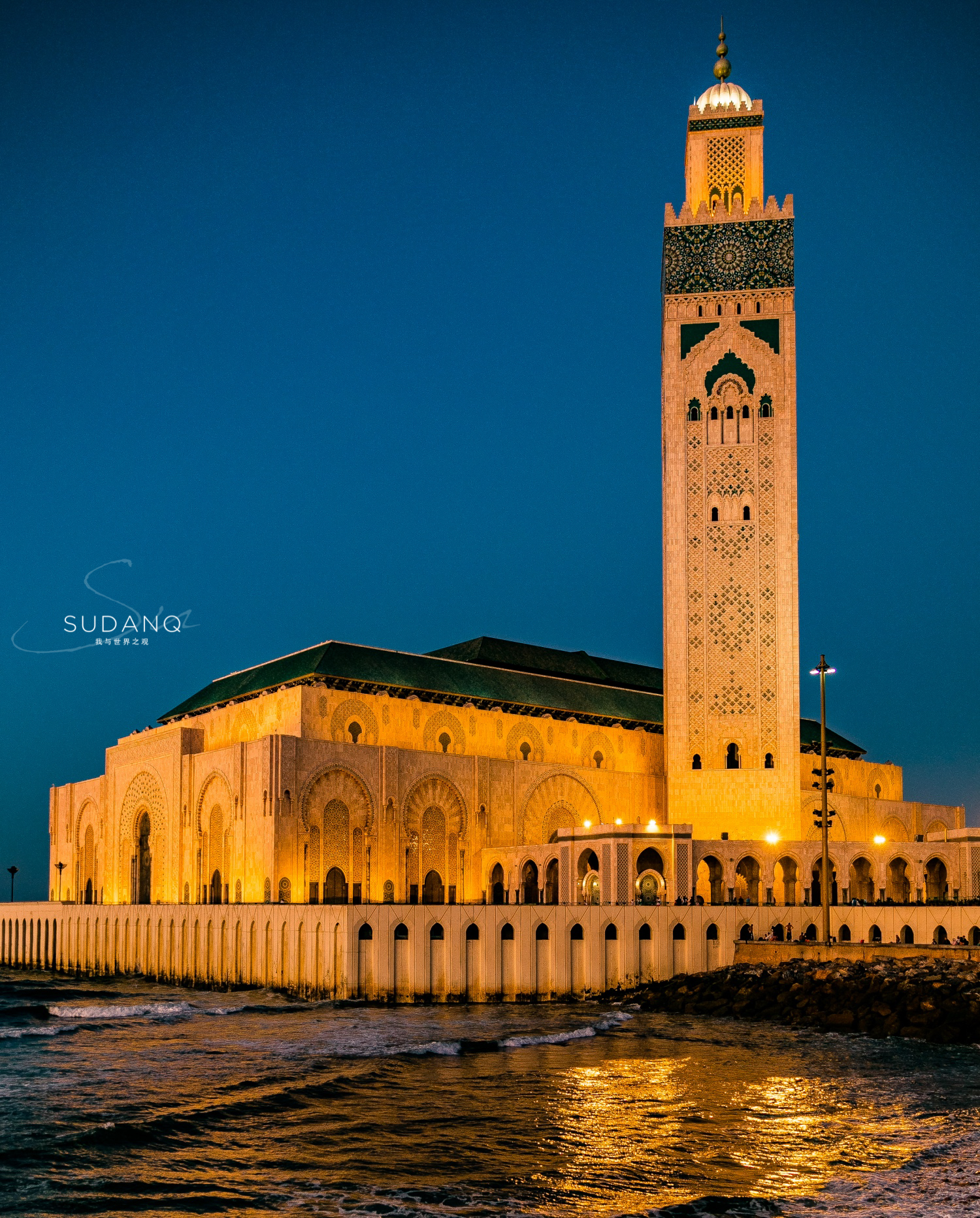 哈桑二世清真寺：呼吸着欧洲空气的摩洛哥，耗资5亿美元建寺庙_凤凰网