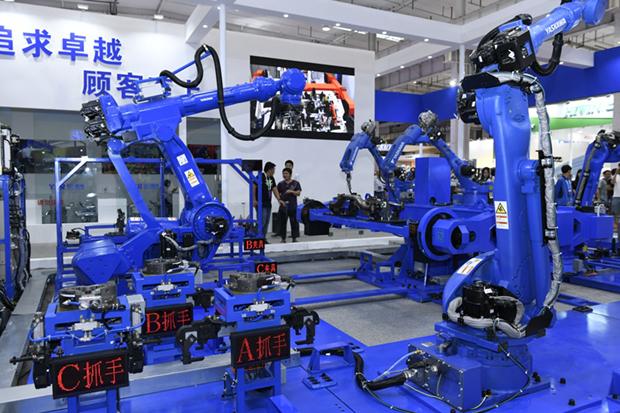 智能时代已来临,6万6的哈弗M6与你共赴机器人大会-汽车112